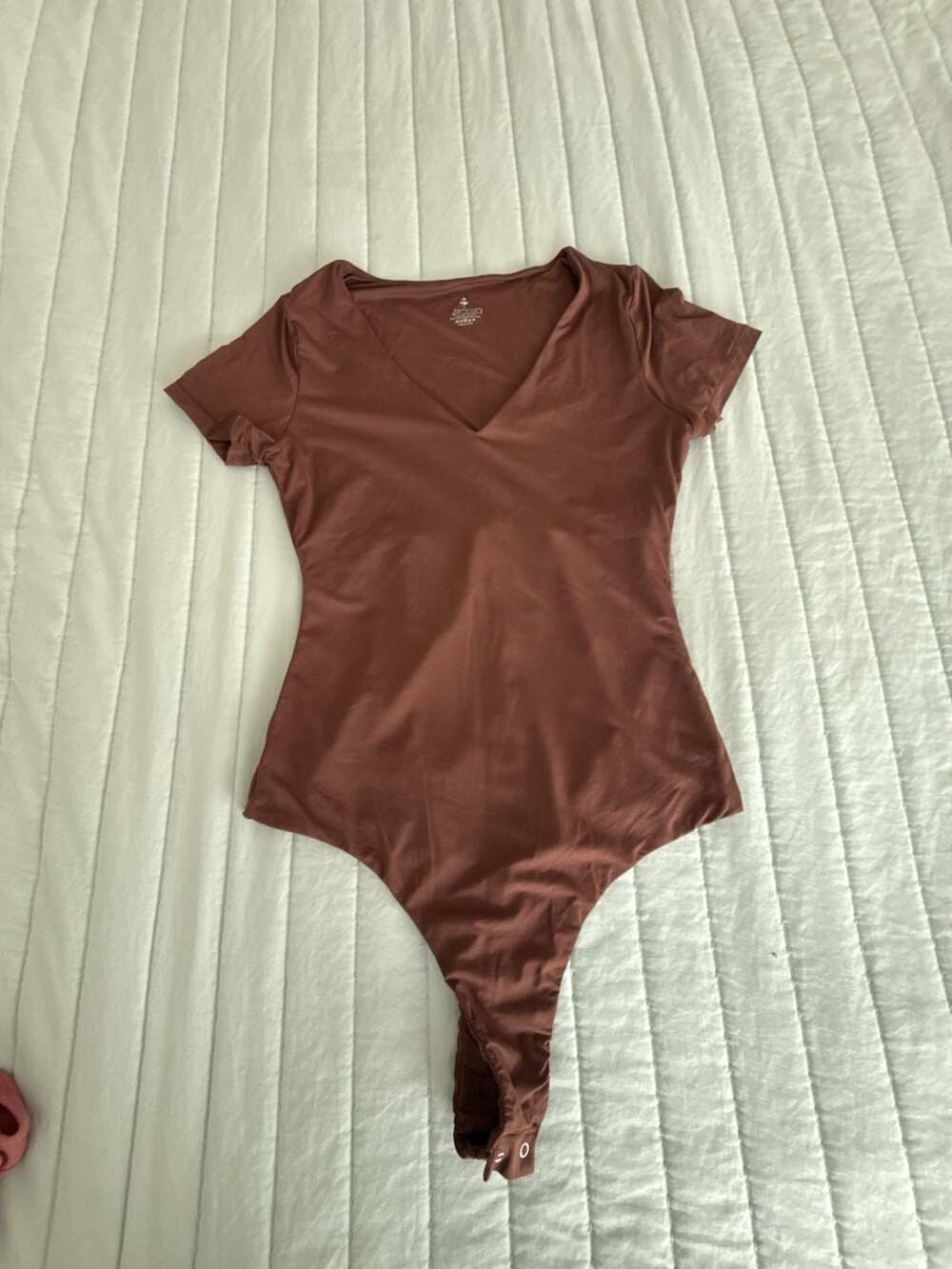 luga V-Neck Short Sleeve Bodysuit Size M Brown